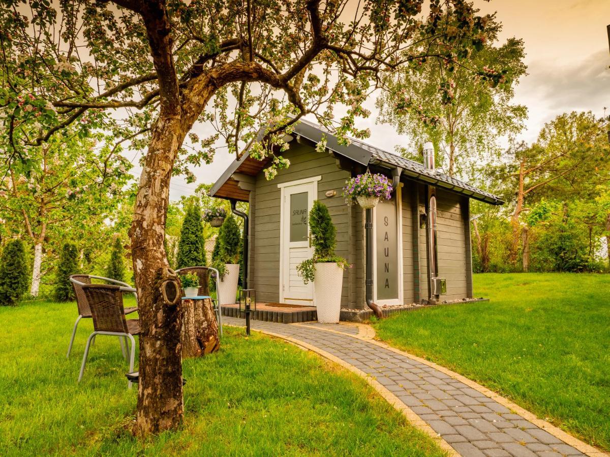 Domek Inosasino Z Basenem I Sauna Exteriér fotografie