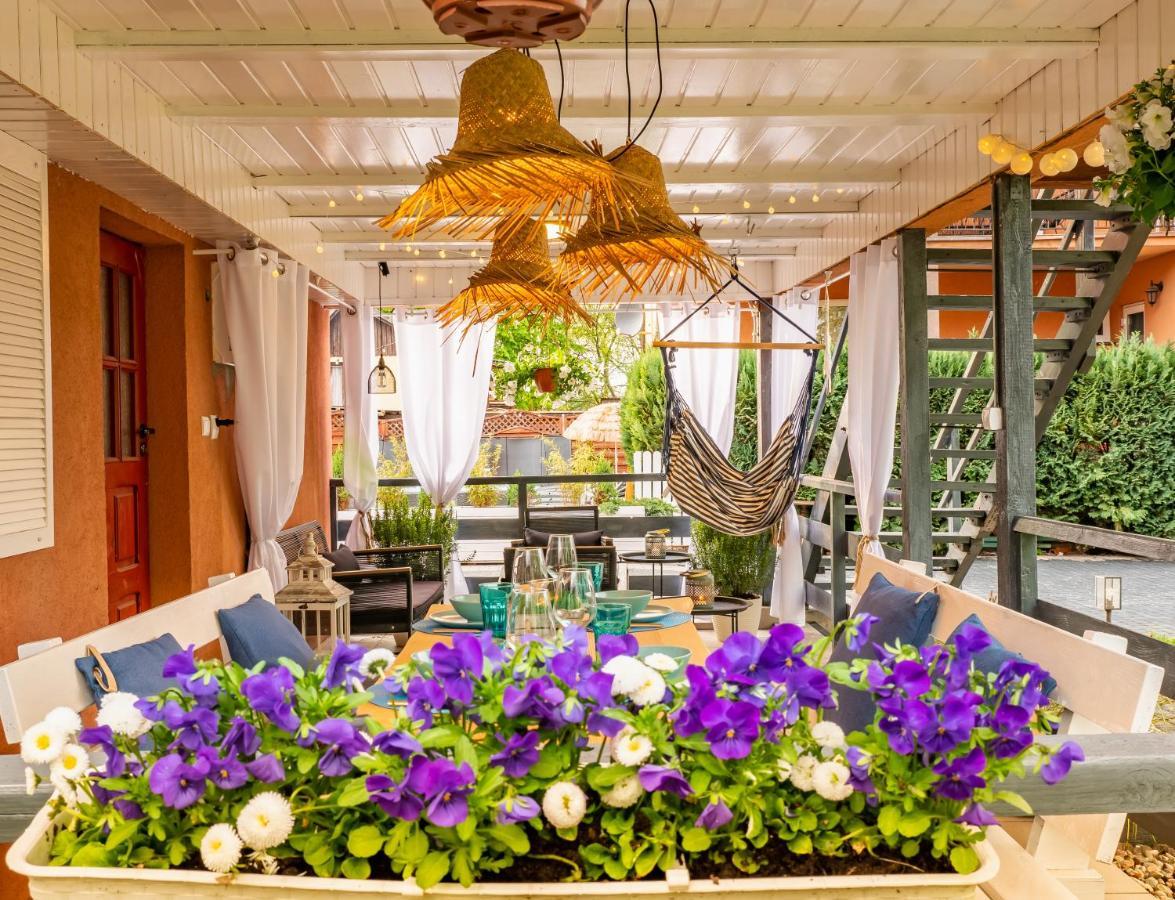 Domek Inosasino Z Basenem I Sauna Exteriér fotografie
